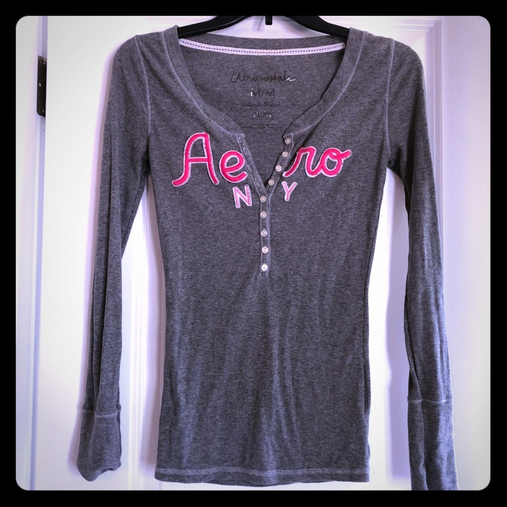 Long sleeve grey shirt